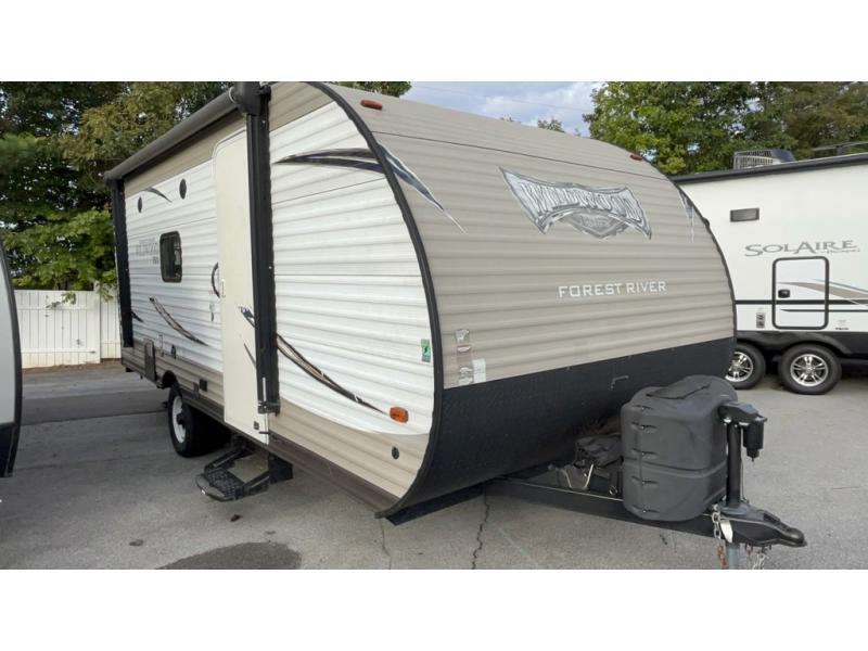 RV listing image
