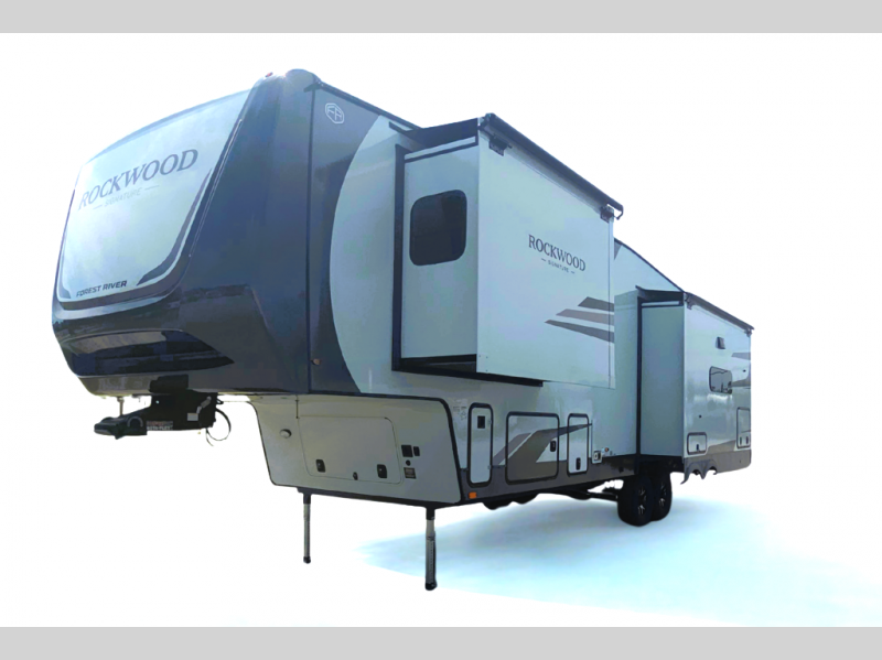 RV listing image