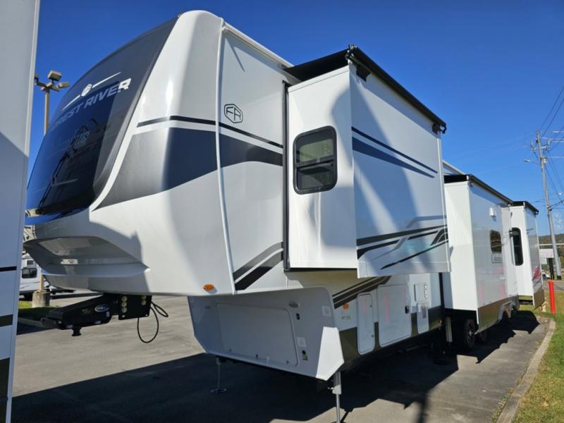 RV listing image