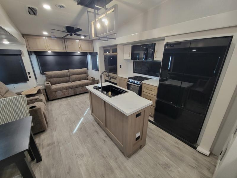 RV listing image