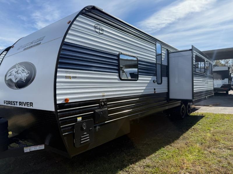 RV listing image