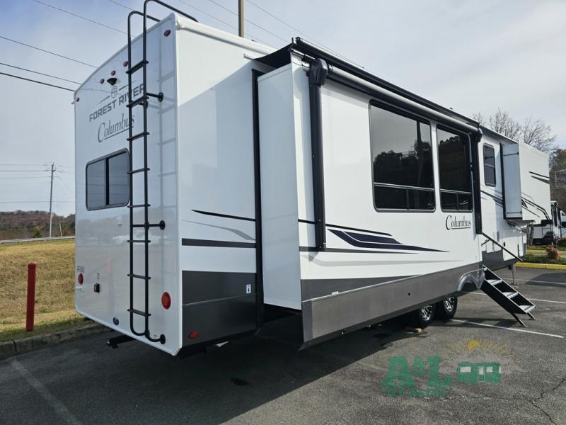 RV listing image