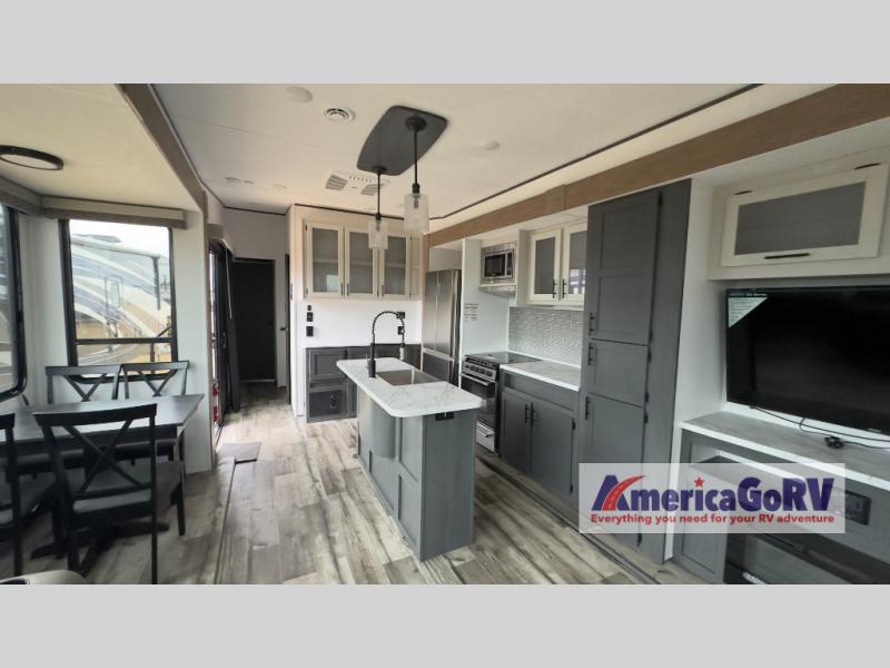 New 2024 Dutchmen RV Aspen Trail 391LOFT Travel Trailer at AmericaGoRV