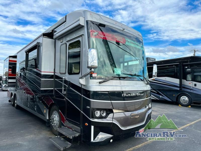 New 2024 Newmar Dutch Star 4081 Motor Home Class A - Diesel
