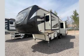 Used 2017 Heartland ElkRidge 30RLT Photo