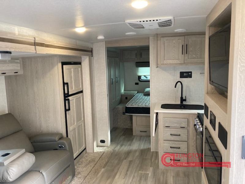 Used 2022 Forest River RV Flagstaff 25FBLS Travel Trailer at Arlington ...