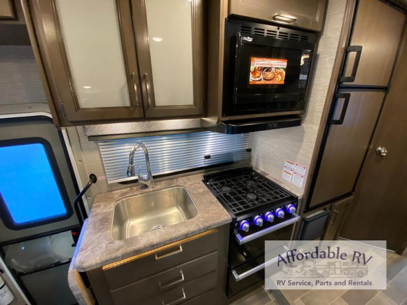 Used 2022 Thor Motor Coach Chateau 22B Motor Home Class C at Affordable ...