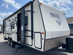 Used 2017 Forest River RV Rockwood Mini Lite 2503S Photo