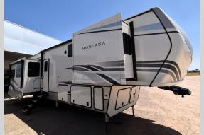 Used 2023 Keystone RV Montana 3781RL Photo