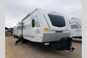 New 2025 Coachmen RV Freedom Express Ultra Lite 320BHDS Photo