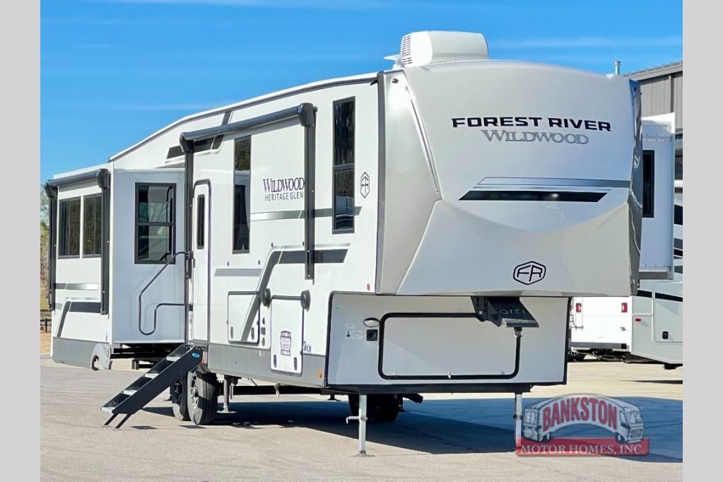 RV listing image