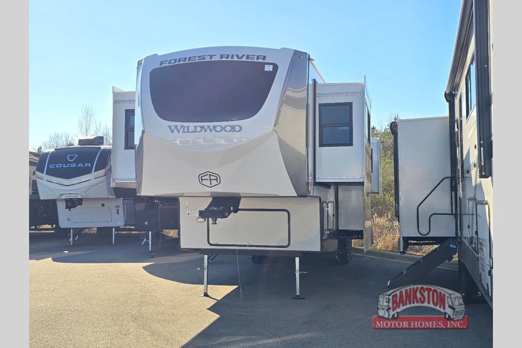RV listing image