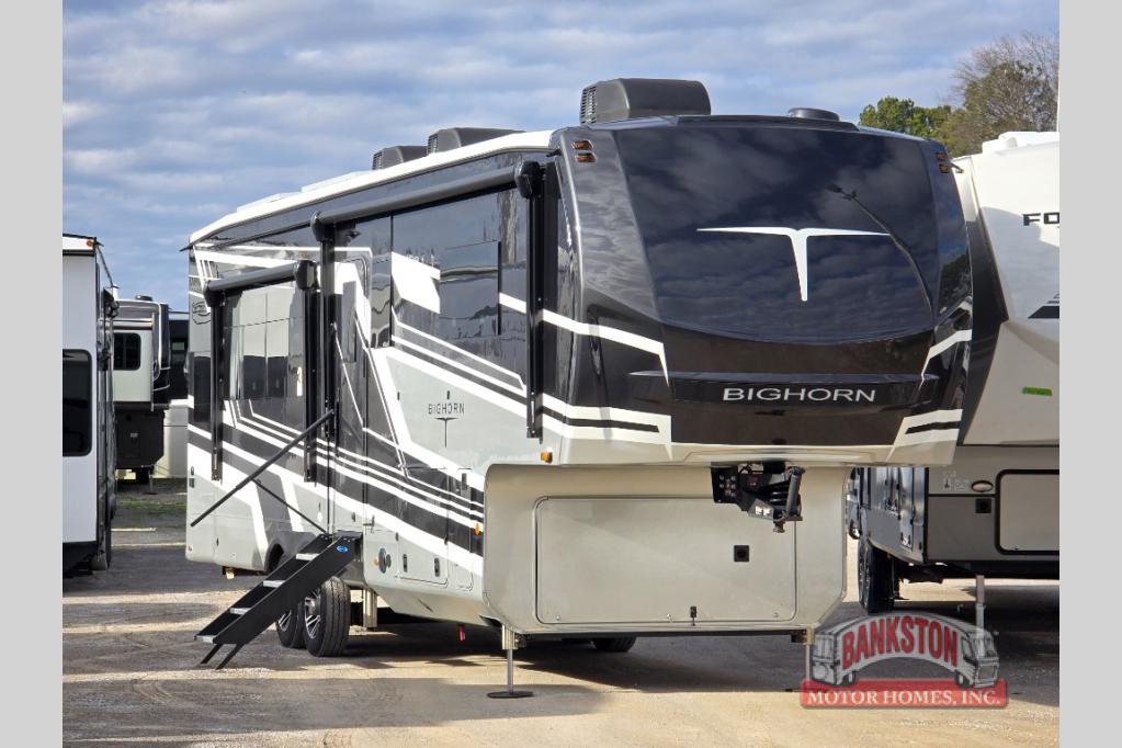 RV listing image