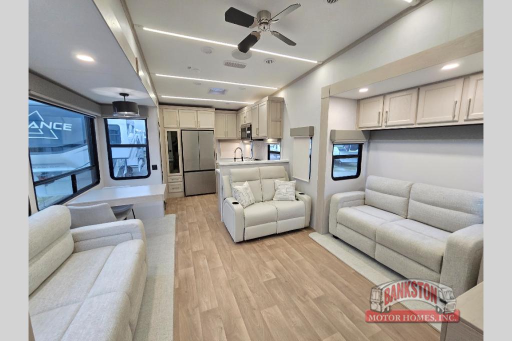 RV listing image