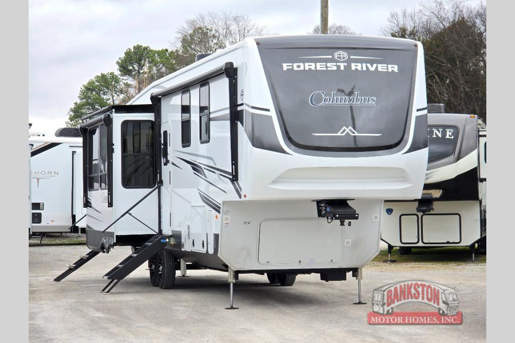 RV listing image