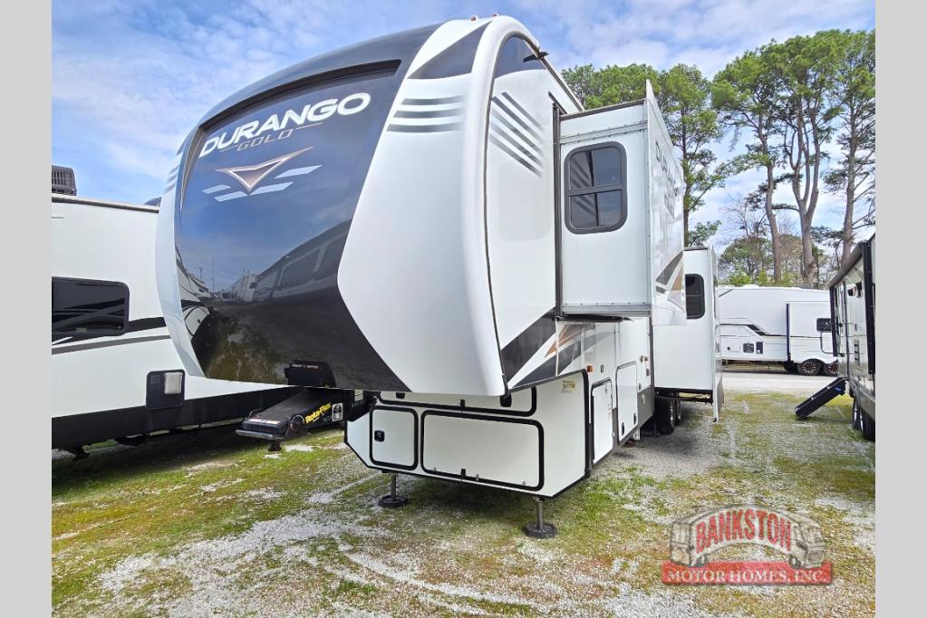 RV listing image