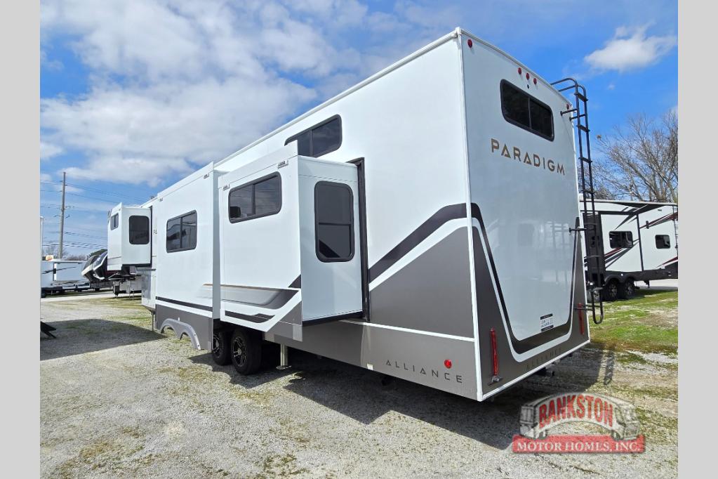 RV listing image