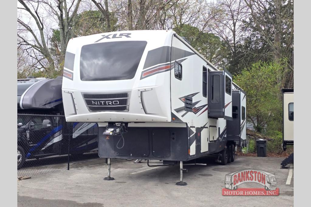 RV listing image