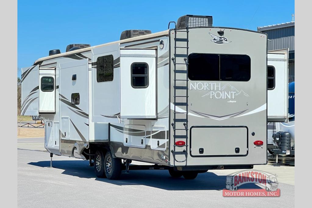 RV listing image