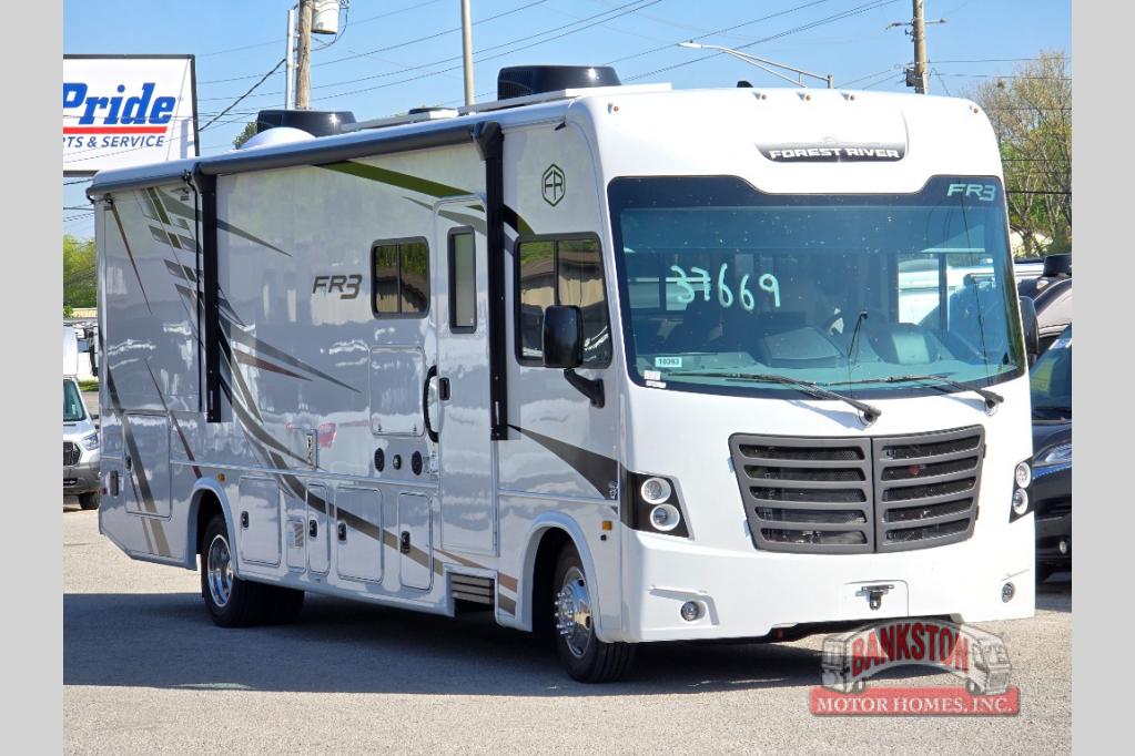 RV listing image