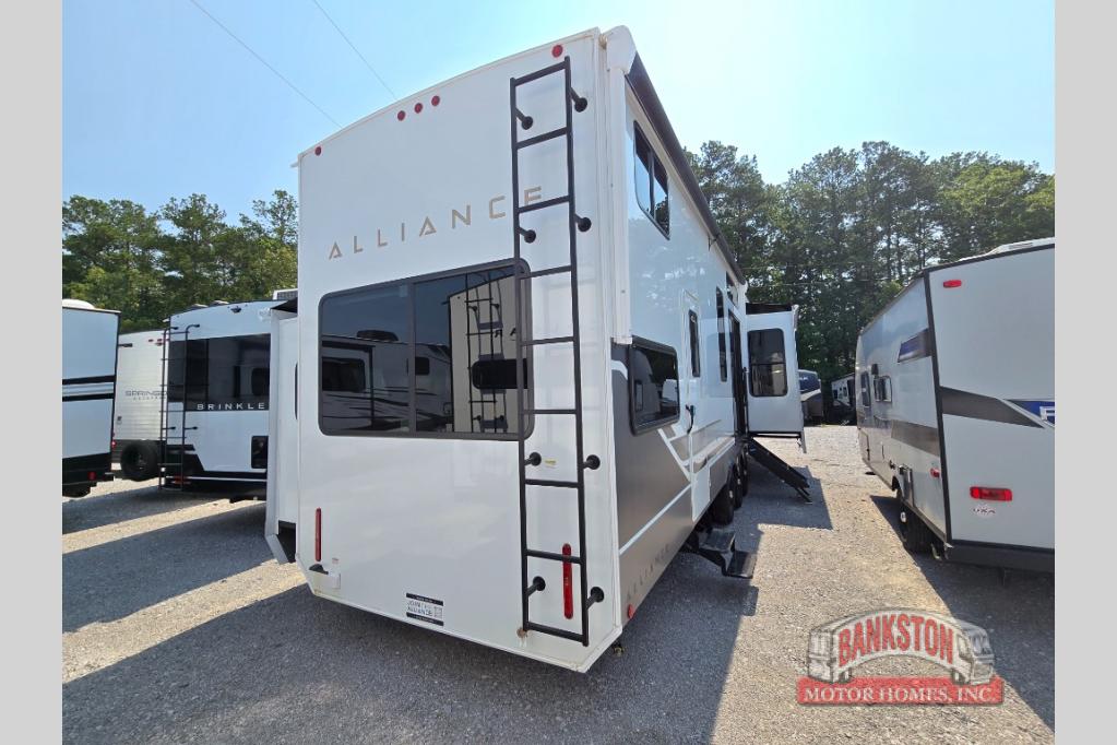 RV listing image