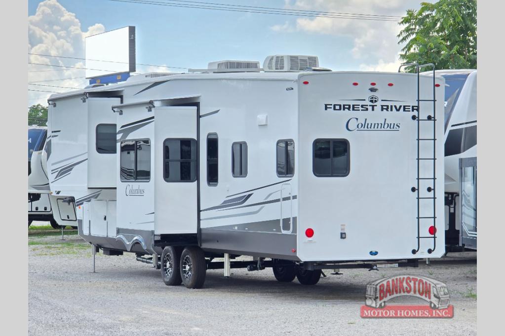 RV listing image
