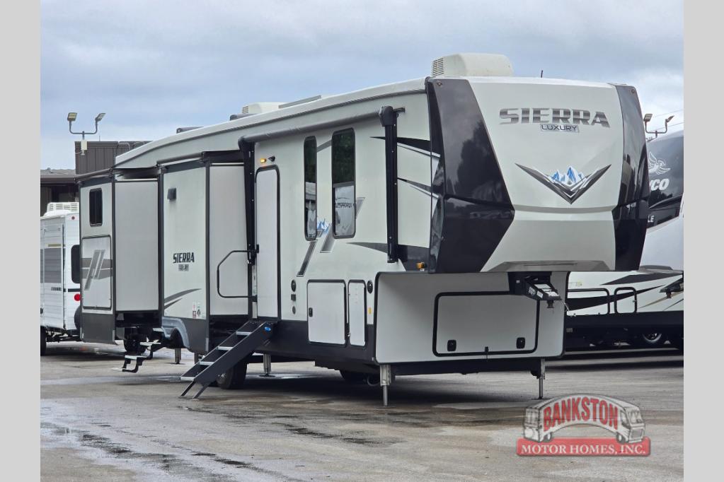 RV listing image