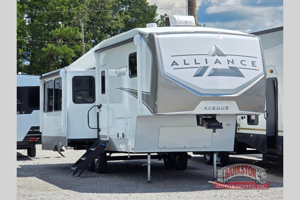RV listing image