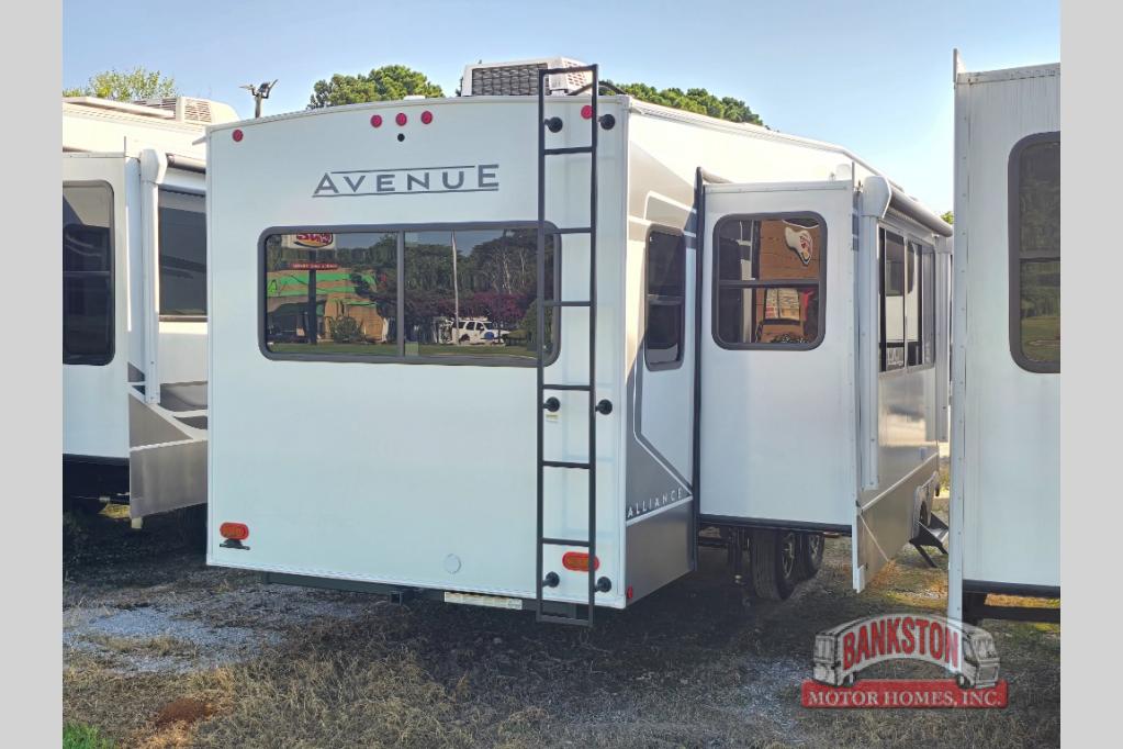 RV listing image