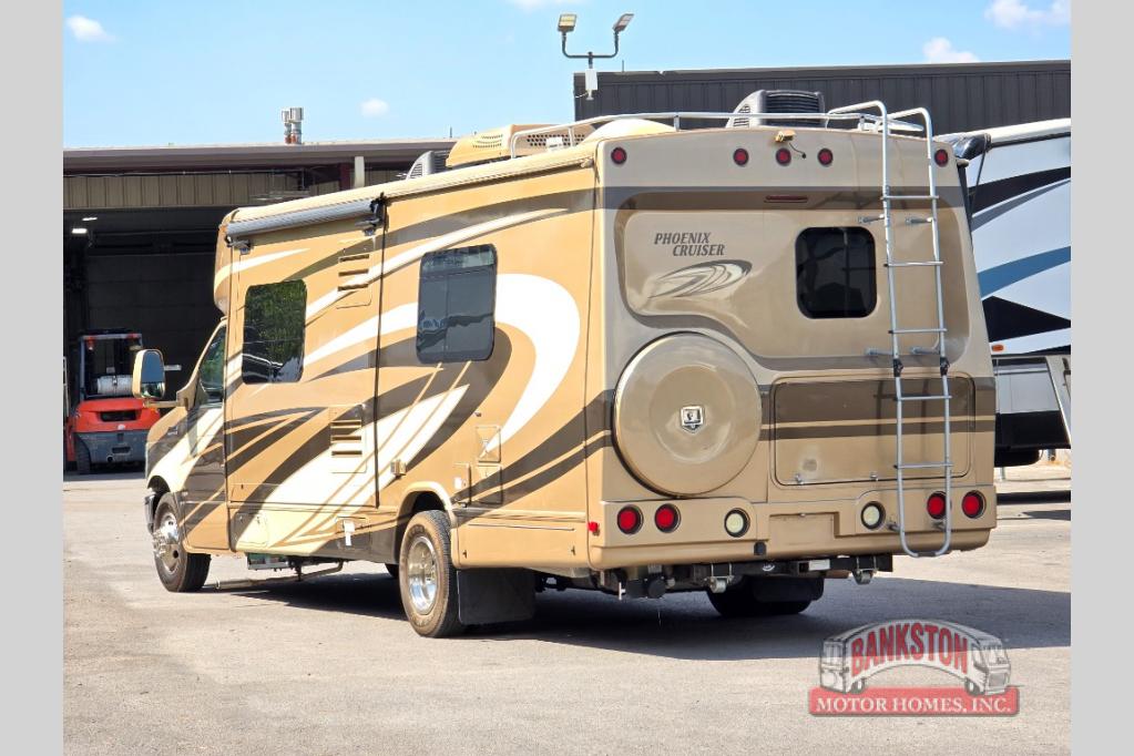 RV listing image