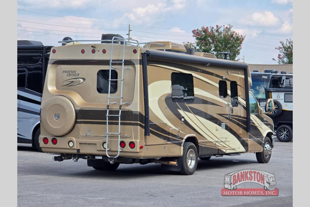 RV listing image