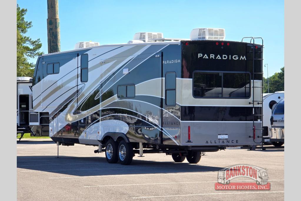 RV listing image
