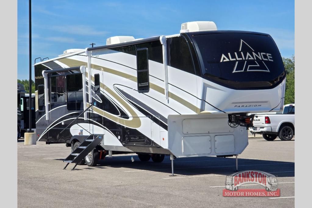 RV listing image