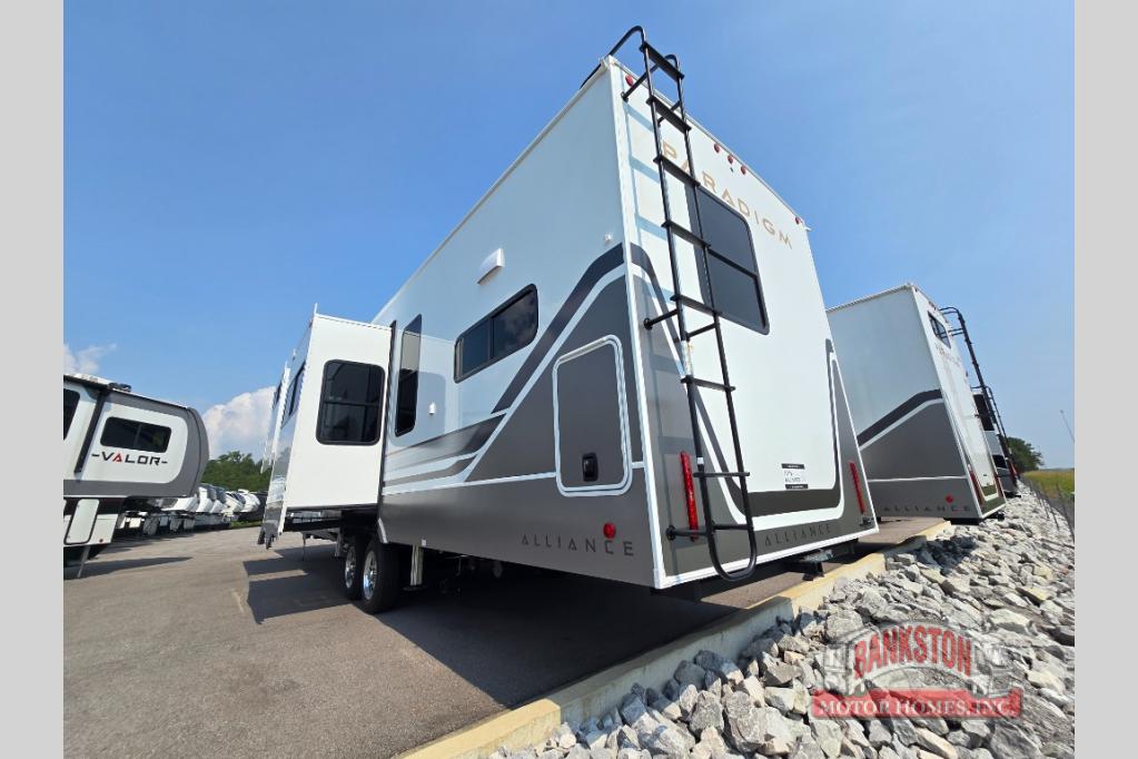 RV listing image