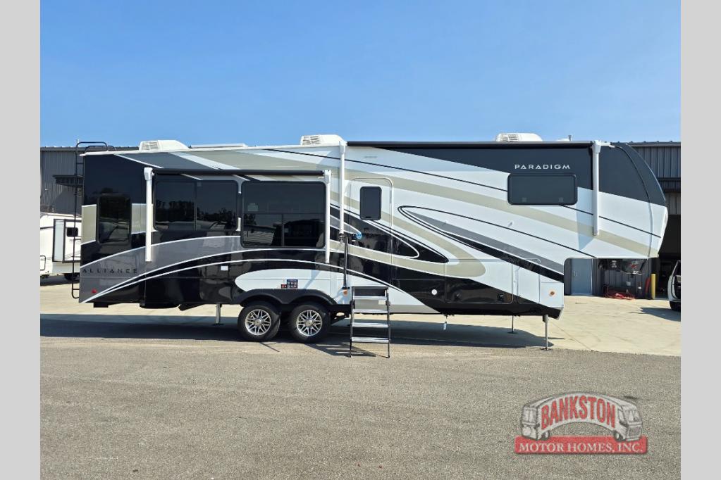 RV listing image