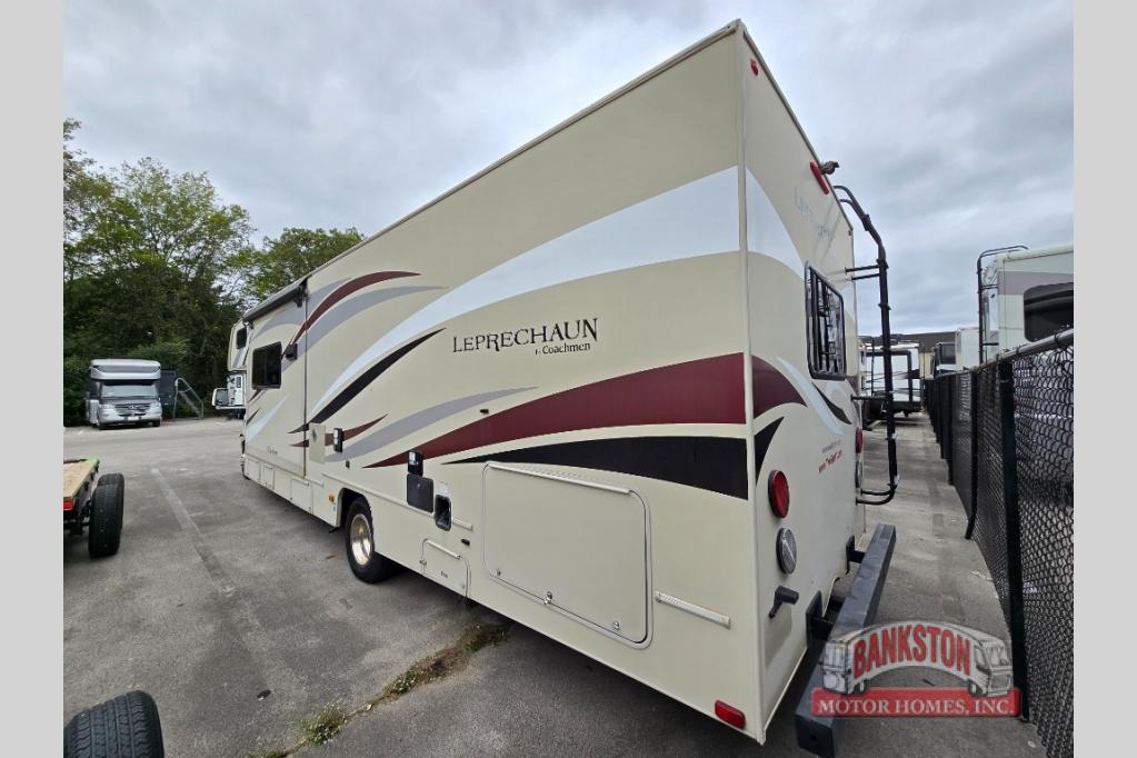 RV listing image