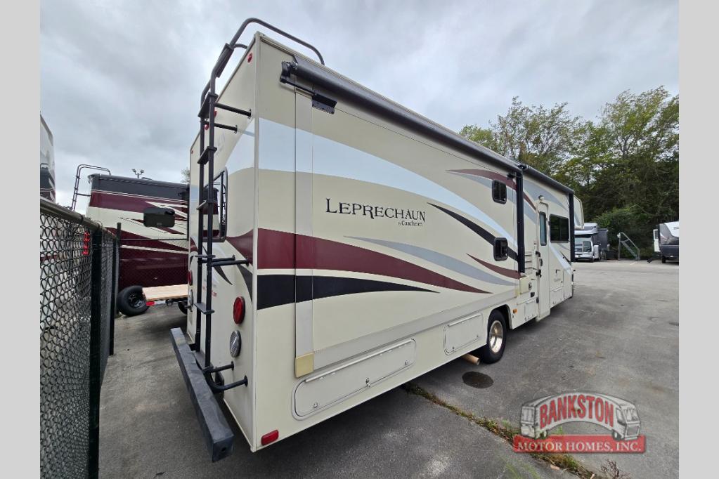 RV listing image