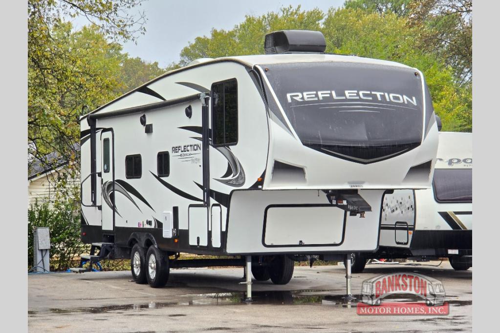 RV listing image