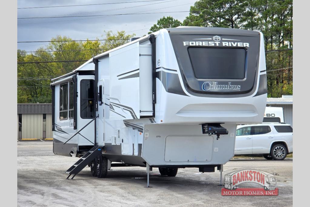 RV listing image