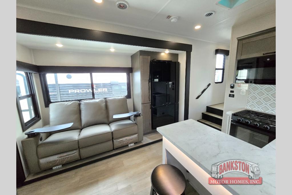 RV listing image