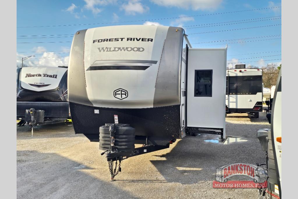 RV listing image