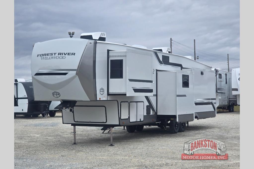 RV listing image