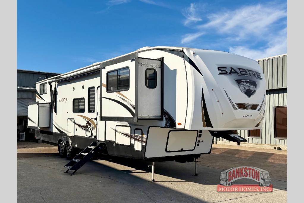 RV listing image