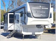 New 2025 Palomino Columbus 376DS image