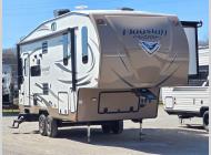 Used 2018 Forest River RV Flagstaff Classic Super Lite 8524RLBS image