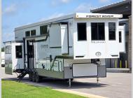 New 2025 Forest River RV Wildwood Heritage Glen ROOST43 image