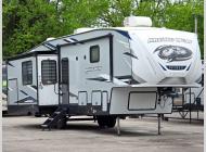 Used 2021 Forest River RV Cherokee Arctic Wolf Suite 3550 image