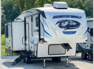 Used 2020 Forest River RV Cherokee Arctic Wolf 285DRL4 image