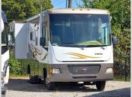 Used 2011 Winnebago Vista 26P image