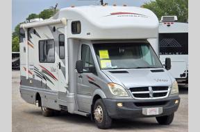 Used 2010 Winnebago View 24K Photo